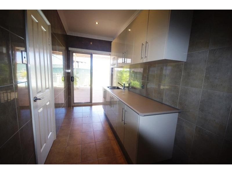 27B Moynes Court, Baynton WA 6714