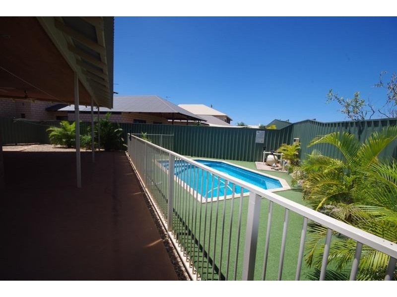 27B Moynes Court, Baynton WA 6714