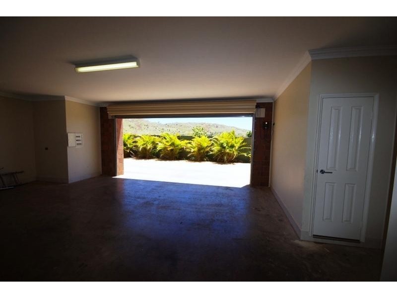 27B Moynes Court, Baynton WA 6714