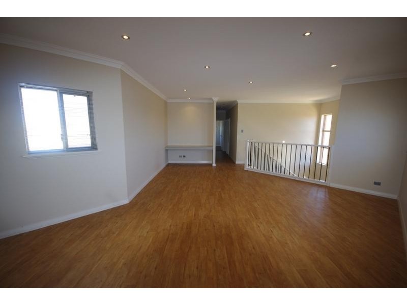 27B Moynes Court, Baynton WA 6714