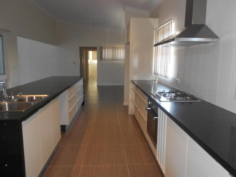 28 Marri Marri Parade, Baynton WA 6714