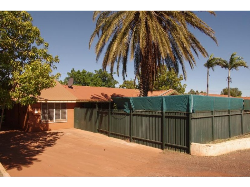 11 Murchison Crescent, Dampier WA 6713