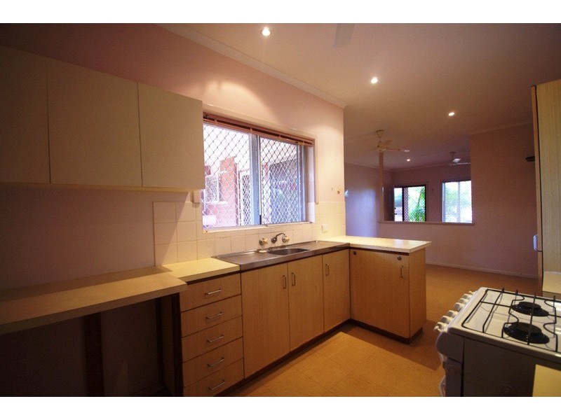 8E Lathwell Close, Nickol WA 6714