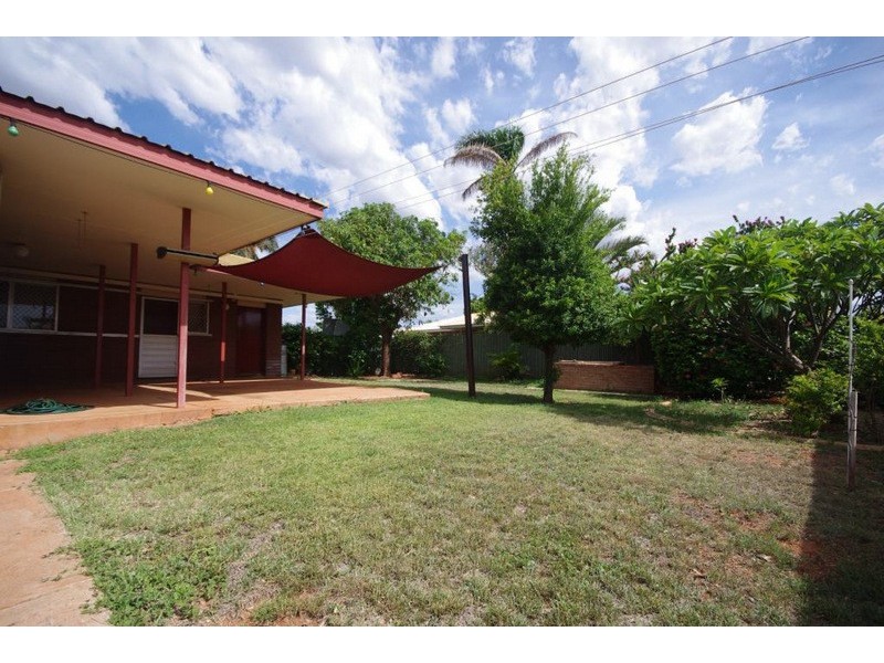 8E Lathwell Close, Nickol WA 6714