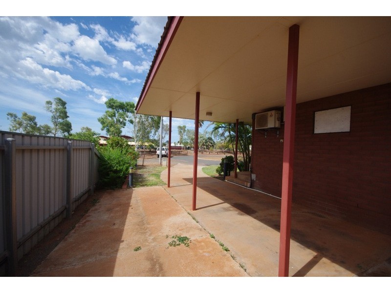 8E Lathwell Close, Nickol WA 6714