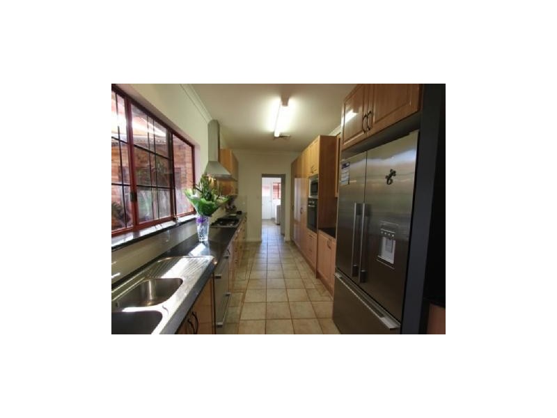 5 Gammon Court, Baynton WA 6714