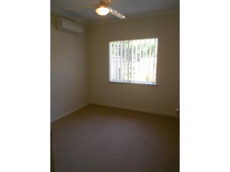 8 Caliance Way, Baynton WA 6714