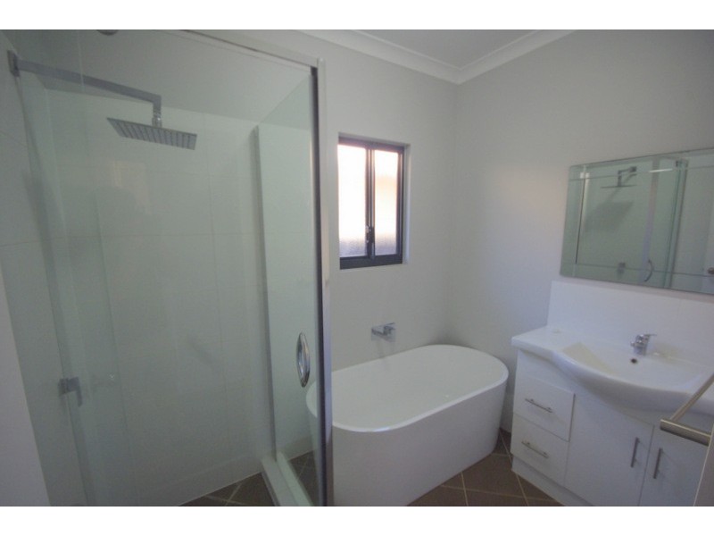 19 Curlew Street, Baynton WA 6714