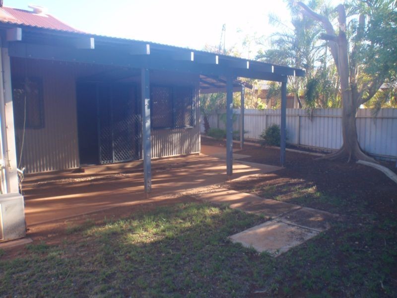 17 Stickney Way, Baynton WA 6714