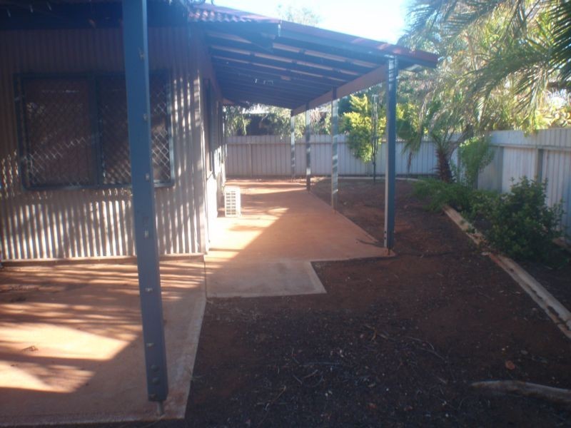 17 Stickney Way, Baynton WA 6714