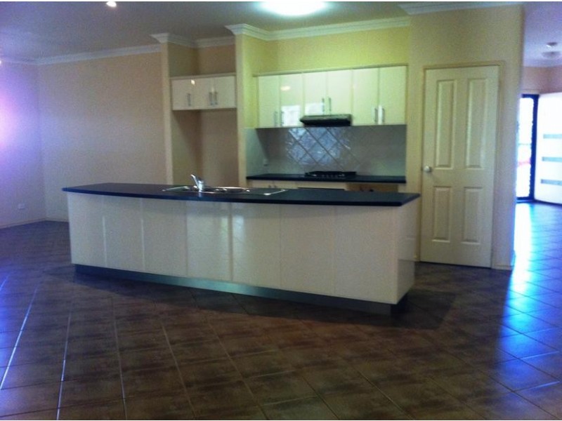 11 Archipelago Road, Baynton WA 6714