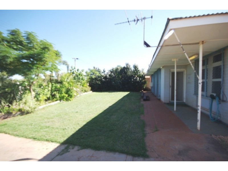 3 Baynton Drive, Wickham WA 6720