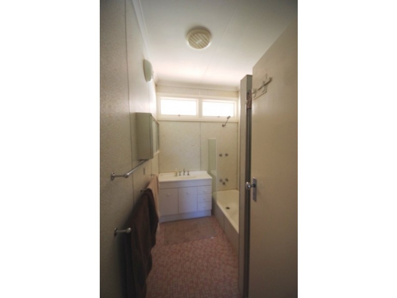 3 Baynton Drive, Wickham WA 6720