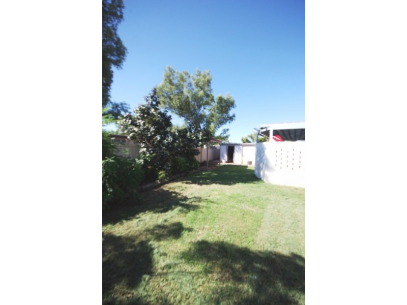 3 Baynton Drive, Wickham WA 6720