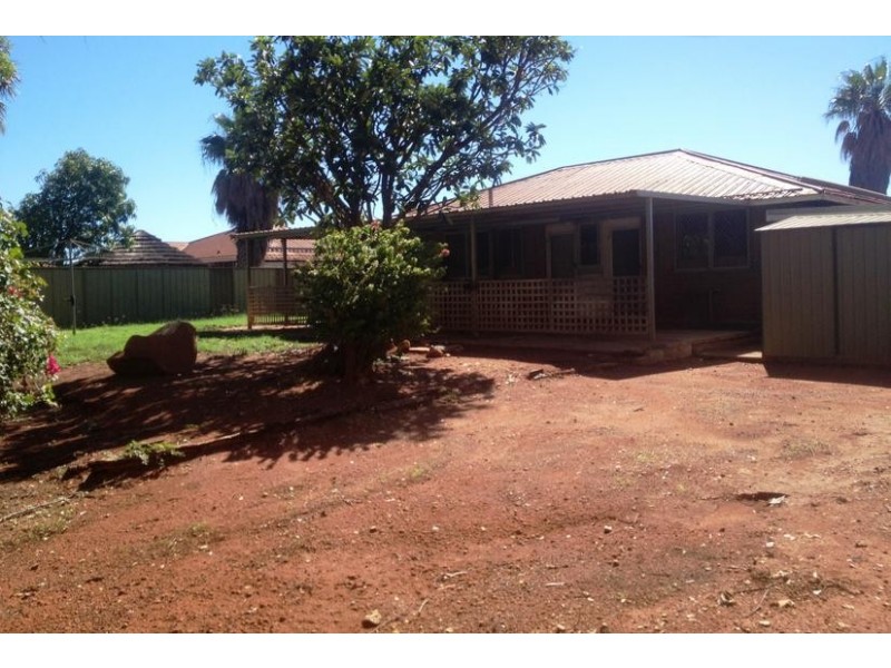 9 Robe Crescent, Dampier WA 6713