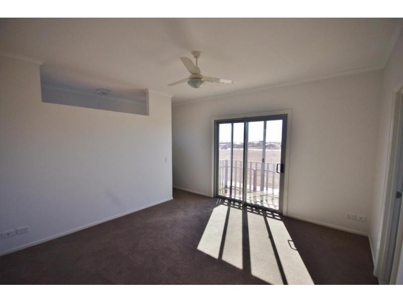 21 Balyarra Parkway, Baynton WA 6714