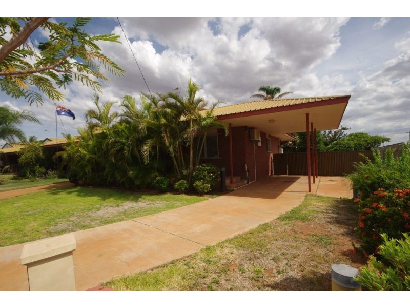 8E Lathwell Close, Nickol WA 6714