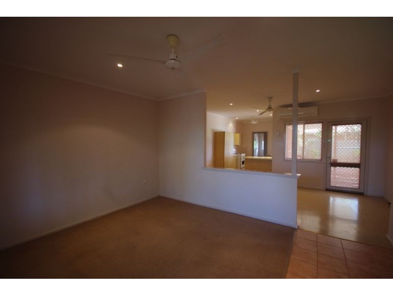 8E Lathwell Close, Nickol WA 6714