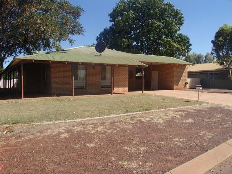 2 Middleton Way, Nickol WA 6714