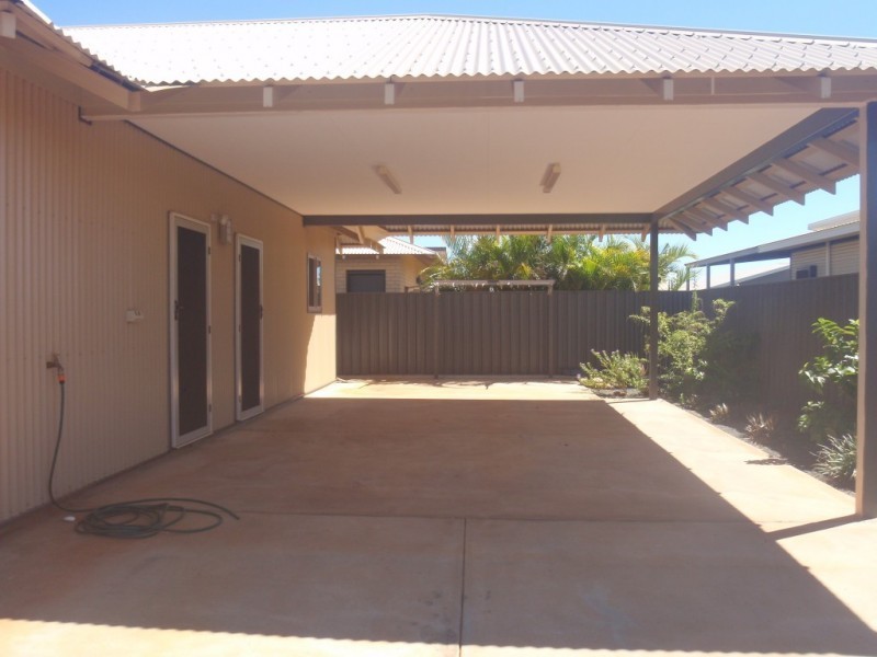 84 Bajamalu Drive, Baynton WA 6714