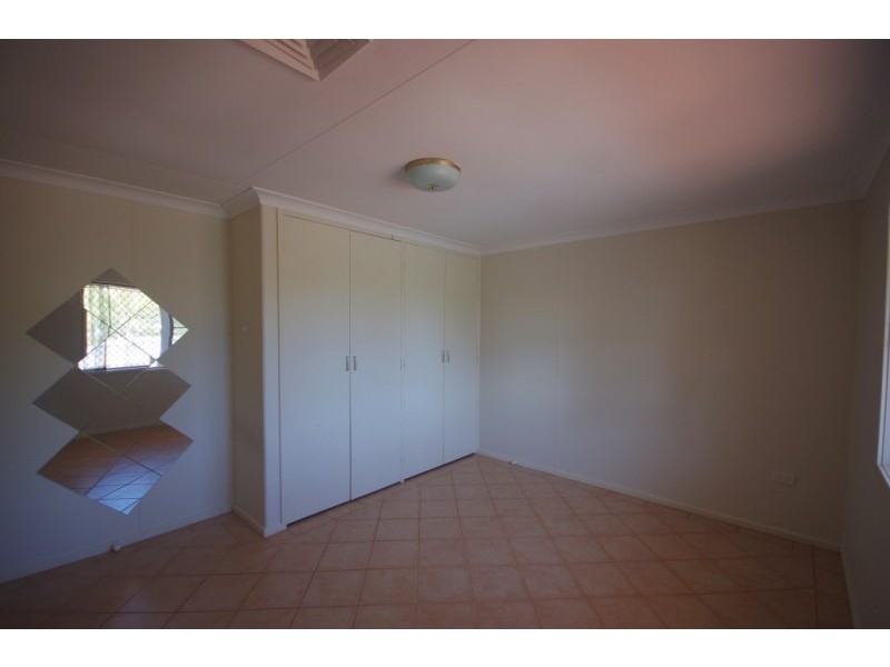 15 Gascoyne Crescent, Dampier WA 6713