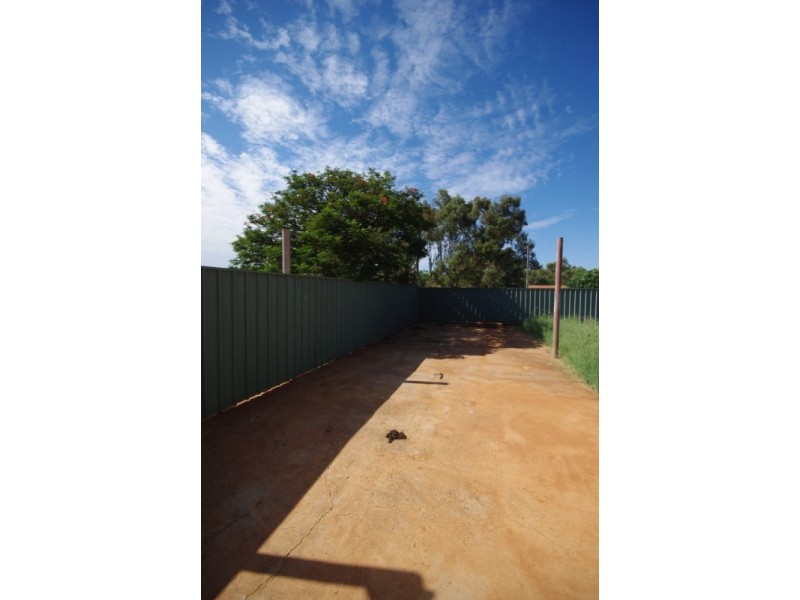 15 Gascoyne Crescent, Dampier WA 6713