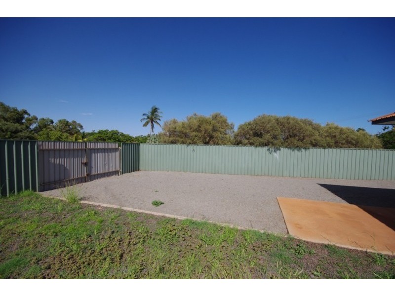 15 Gascoyne Crescent, Dampier WA 6713