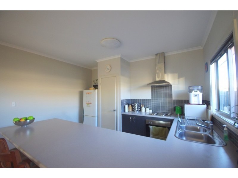 7 Bettong Bend, Baynton WA 6714