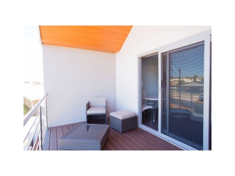 1/60 Richardson, Bulgarra WA 6714