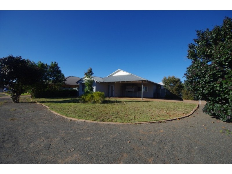 16 Bowerbird Drive, Nickol WA 6714