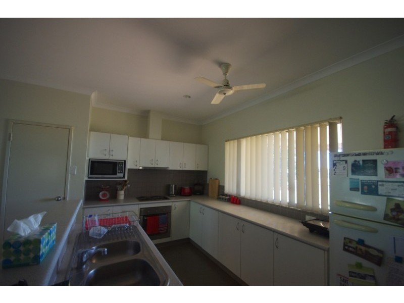 16 Bowerbird Drive, Nickol WA 6714
