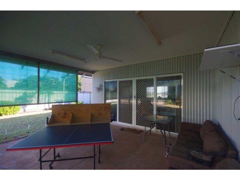 16 Bowerbird Drive, Nickol WA 6714