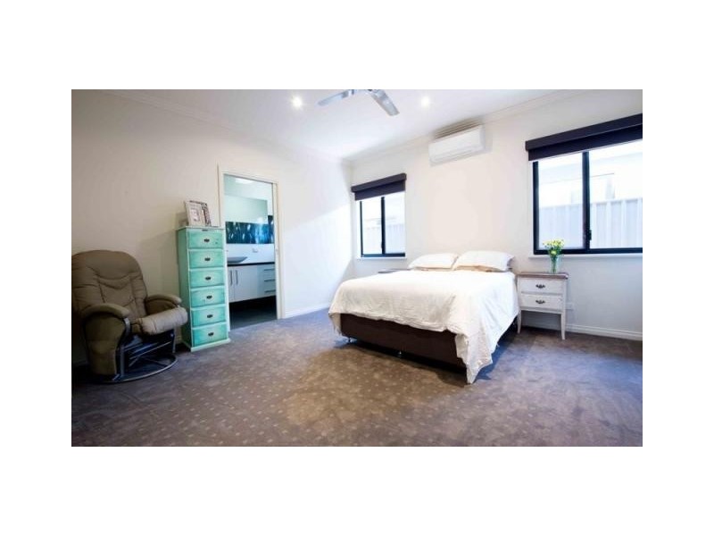 77 Bajamalu Drive, Baynton WA 6714