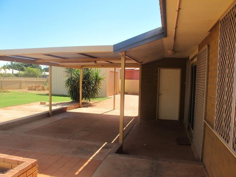 16 McWhirter Way, Baynton WA 6714