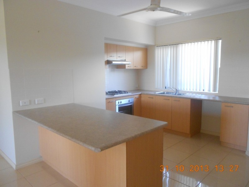 16 Yirrawari Street, Baynton WA 6714