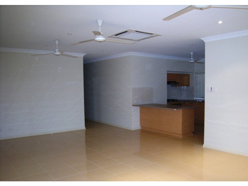 16 Yirrawari Street, Baynton WA 6714