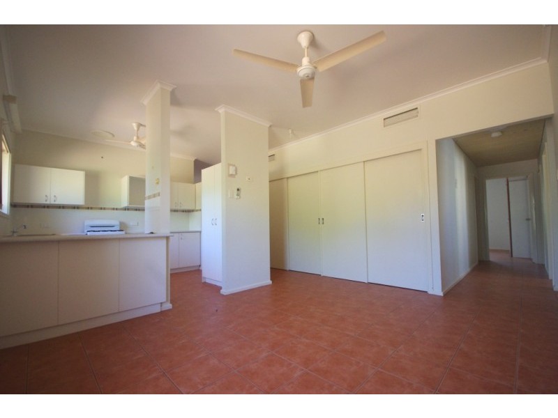 8 Edney Way, Pegs Creek WA 6714