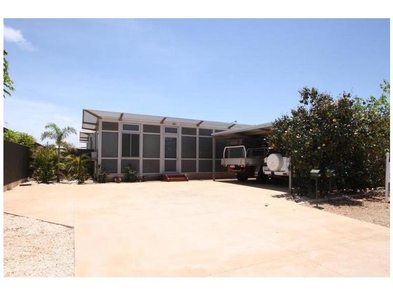 1/8 Yirrawari Street, Baynton WA 6714