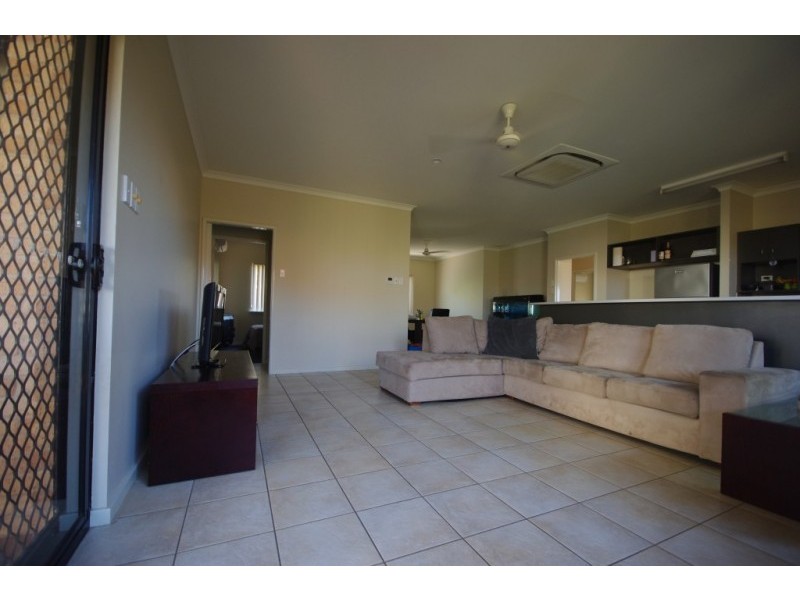 3 Lilly Parade, Baynton WA 6714