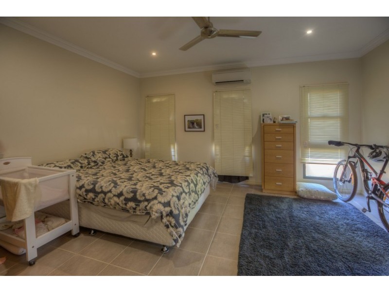 17 Nyamina Road, Baynton WA 6714