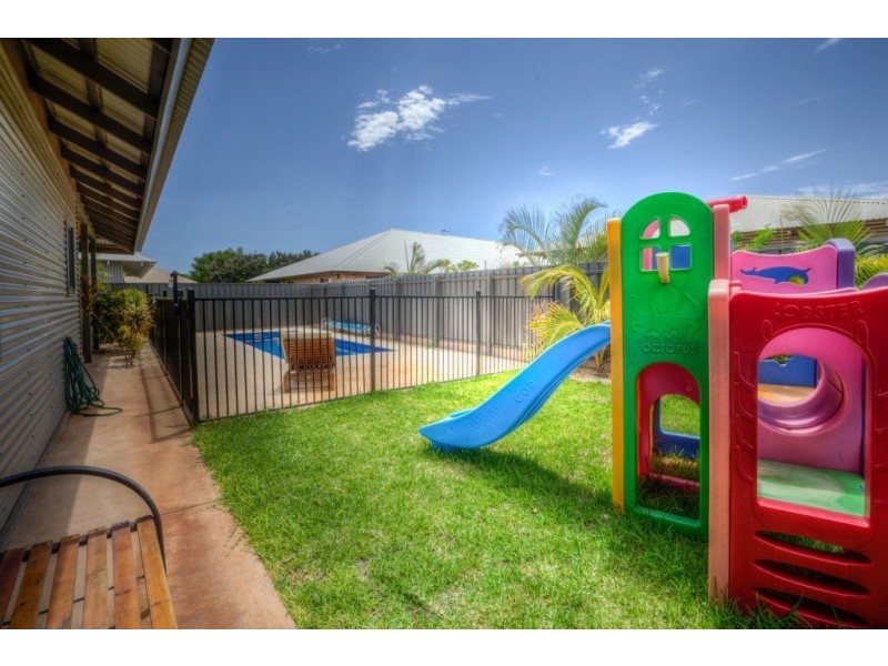 17 Nyamina Road, Baynton WA 6714