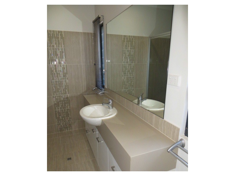 27 Balyarra Parkway, Baynton WA 6714