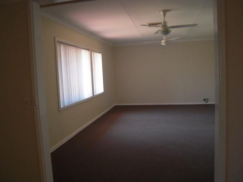 6 Stuart Crescent, Dampier WA 6713