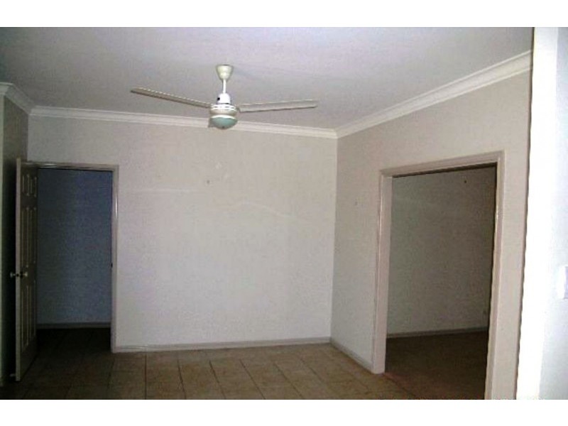 16 Garland Place, Millars Well WA 6714