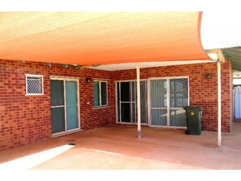 16 Garland Place, Millars Well WA 6714