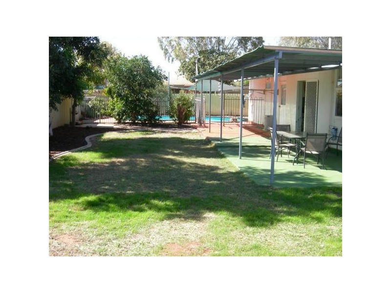 Cowan Way, Karratha WA 6714