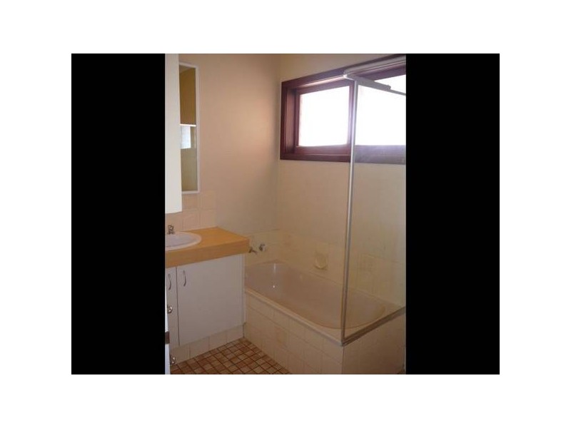 3 Campbell Crescent, Baynton WA 6714