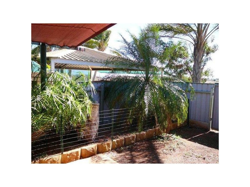 3 Campbell Crescent, Baynton WA 6714