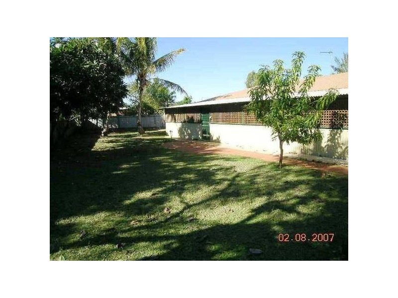 Featherby Way, Baynton WA 6714