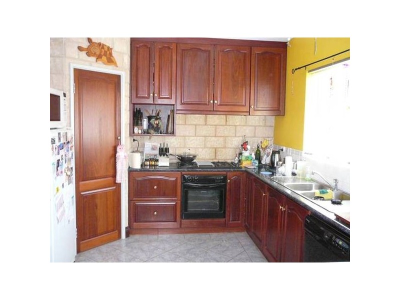 Mcwhirter Way, Baynton WA 6714